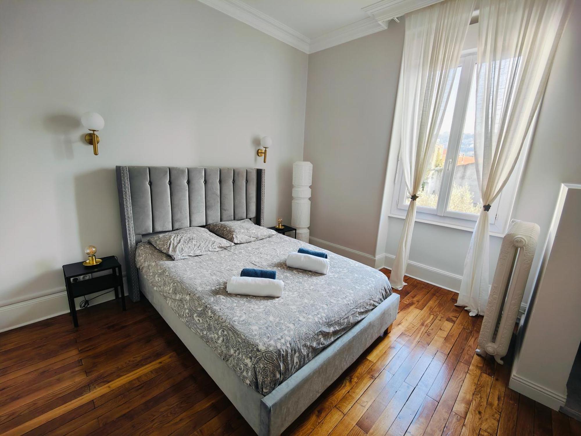 Self-Checkin Town House - Rooms To Rent In A Beautiful Modern Town House - Not A Hotel - Location De Chambres Avec Arrivee En Autonomie - Extra Fee For Sheets And Towels - Private Parking - Check Your Plateform Inbox And Follow Check-In Instructions Saint-Romain-en-Gal Екстер'єр фото