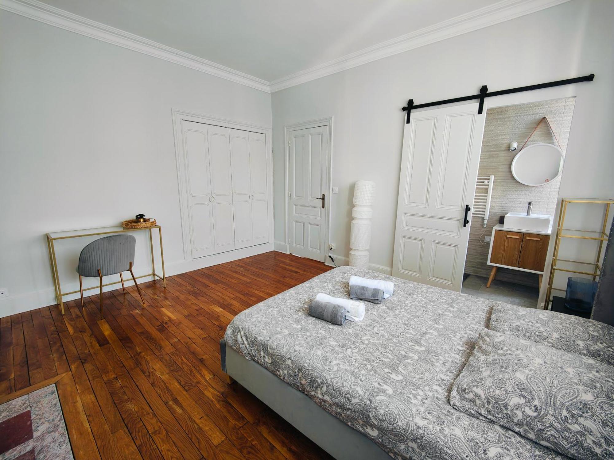 Self-Checkin Town House - Rooms To Rent In A Beautiful Modern Town House - Not A Hotel - Location De Chambres Avec Arrivee En Autonomie - Extra Fee For Sheets And Towels - Private Parking - Check Your Plateform Inbox And Follow Check-In Instructions Saint-Romain-en-Gal Екстер'єр фото